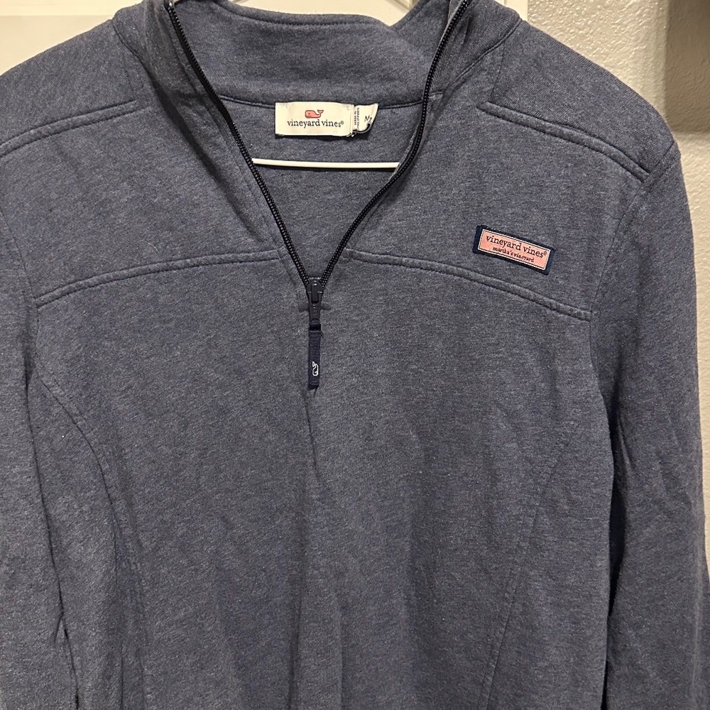 Vineyard Vines women’s half zip Sz medium